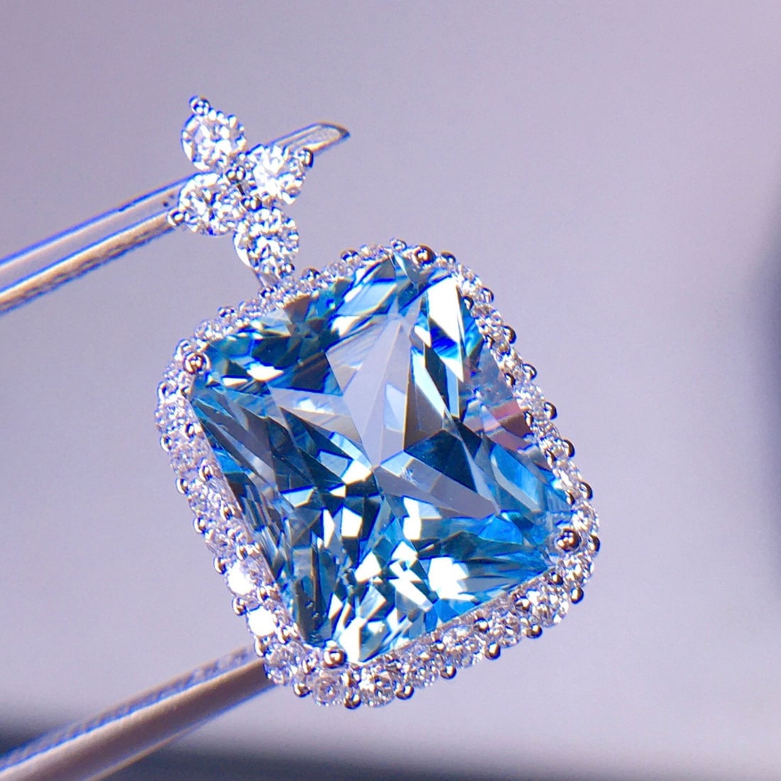 14k Gold 3.82 Ct Natural Aquamarine & Diamond Pendant( Without Chain ) - 3