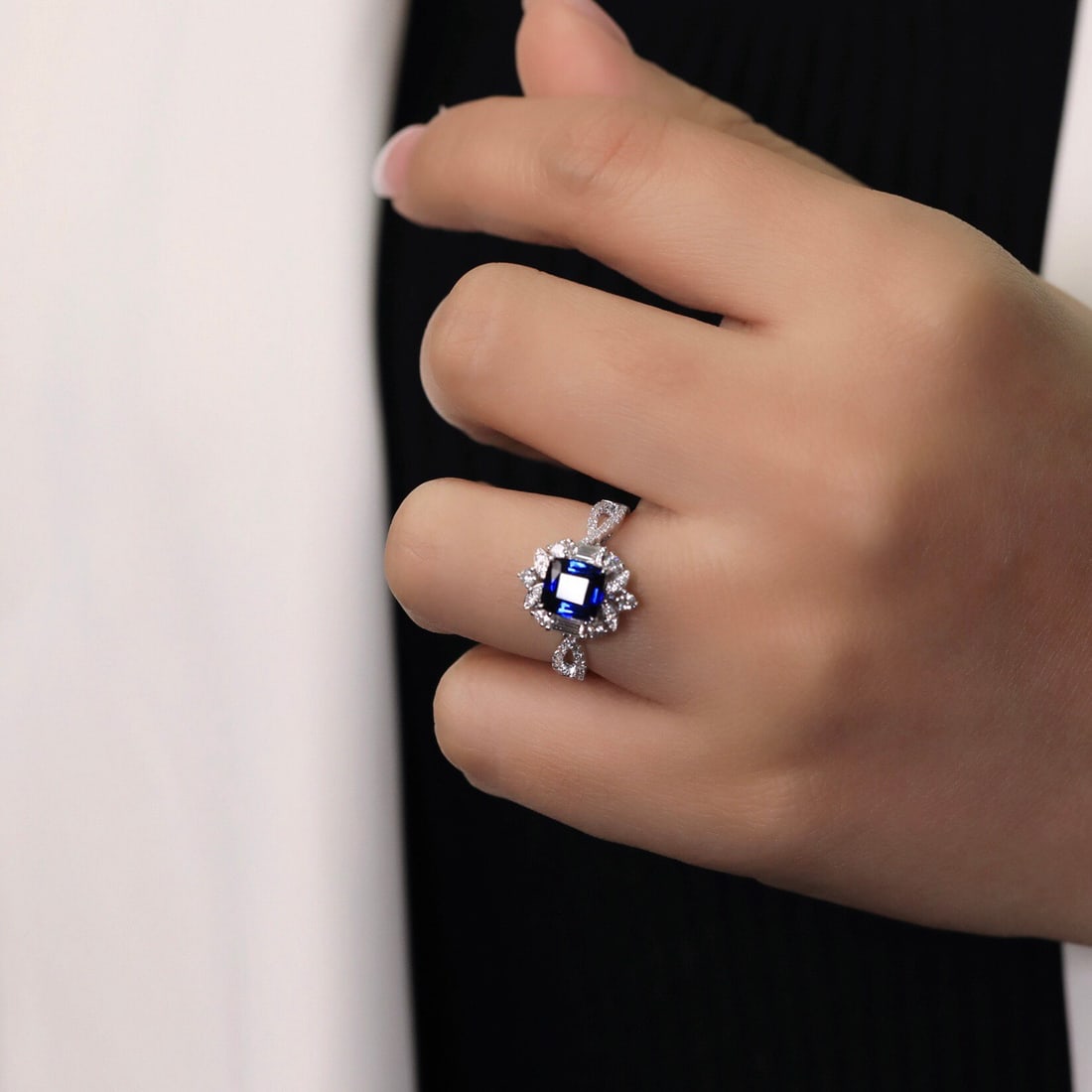 14k Gold 2.13 Ctw Natural Sapphire & Diamond Ring - 5