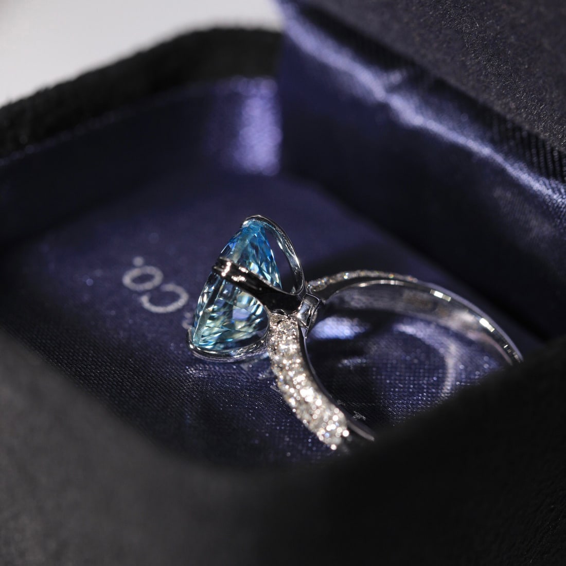 14k Gold 3.65 Ctw Natural Aquamarine & Diamond Ring - 9