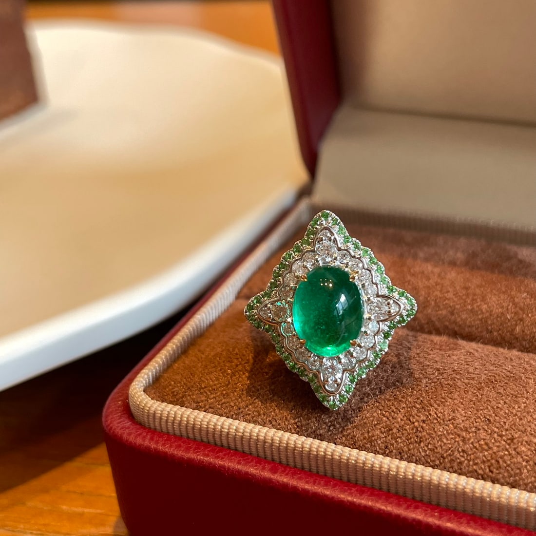 14k Gold 2.6 Ct Vivid Green Natural Emerald & Diamond Ring/pendant( Without Chain ) - 2