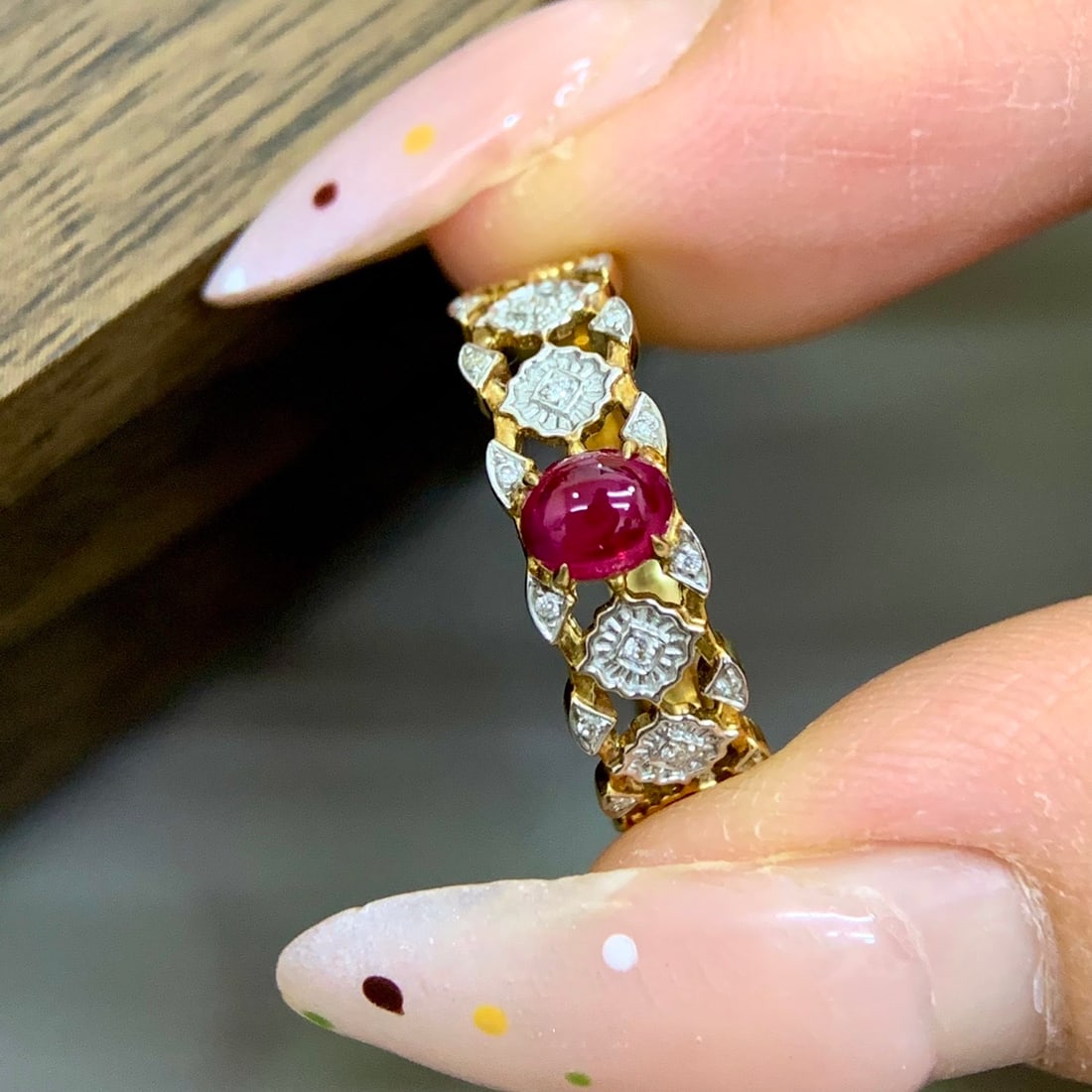 14k Gold 0.69 Ctw Natural Ruby & Diamond Ring - 2