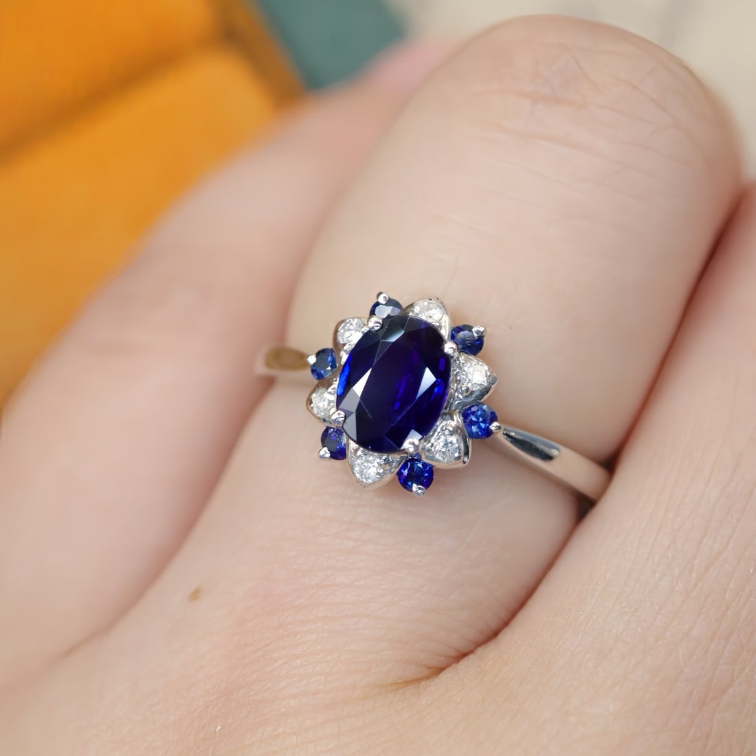 14k Gold 0.80 Ctw Natural Sapphire & Sapphire Ring - 5
