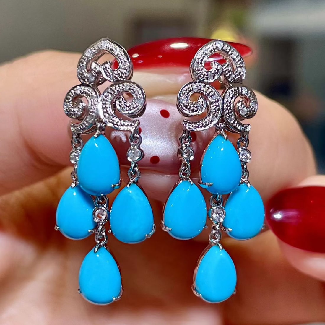14k Gold 5.82 Ctw Natural Blue Turquoise & Diamond Earrings: Ref:231108222 // gold content:14k gold // main gemstone:blue turquoise // shape:pear // carat weight:5. 66ct // color:blue // treatment:natural // // adjacent gemstone 2 : diamond // shape:round //