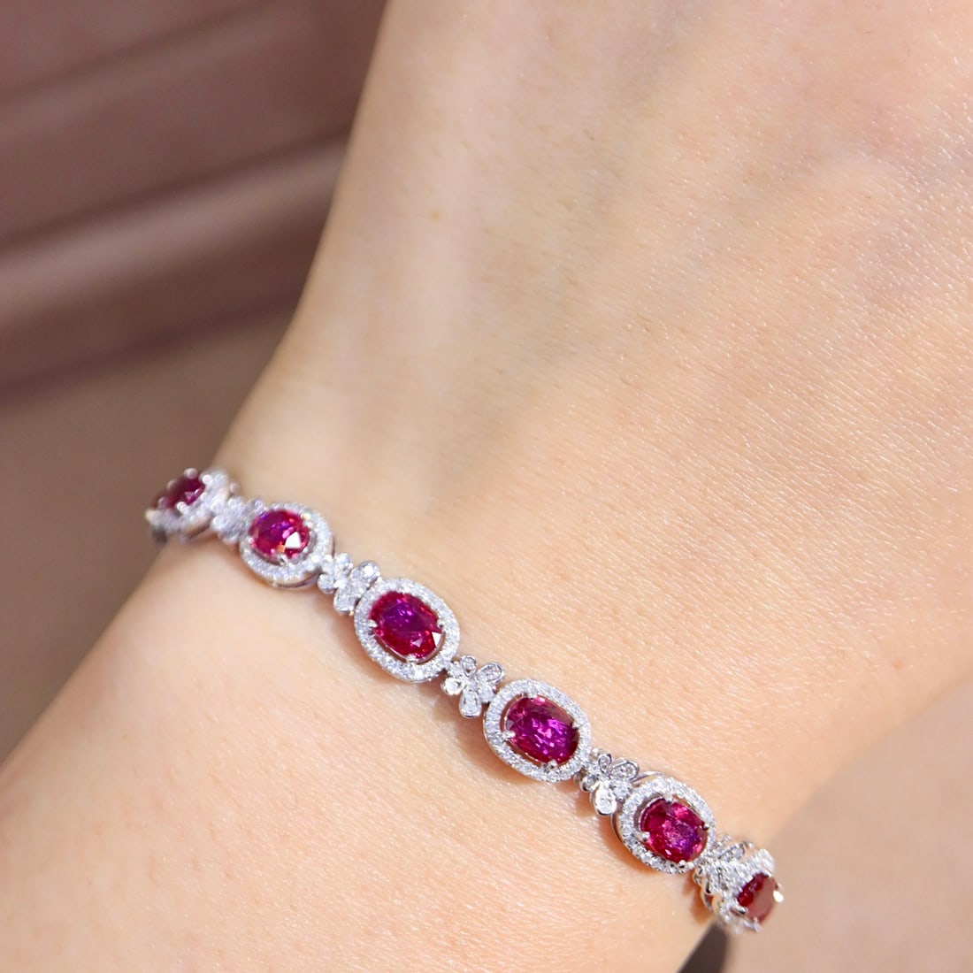 14k Gold 5.94 Ctw Natural Ruby & Diamond Bracelet - 8