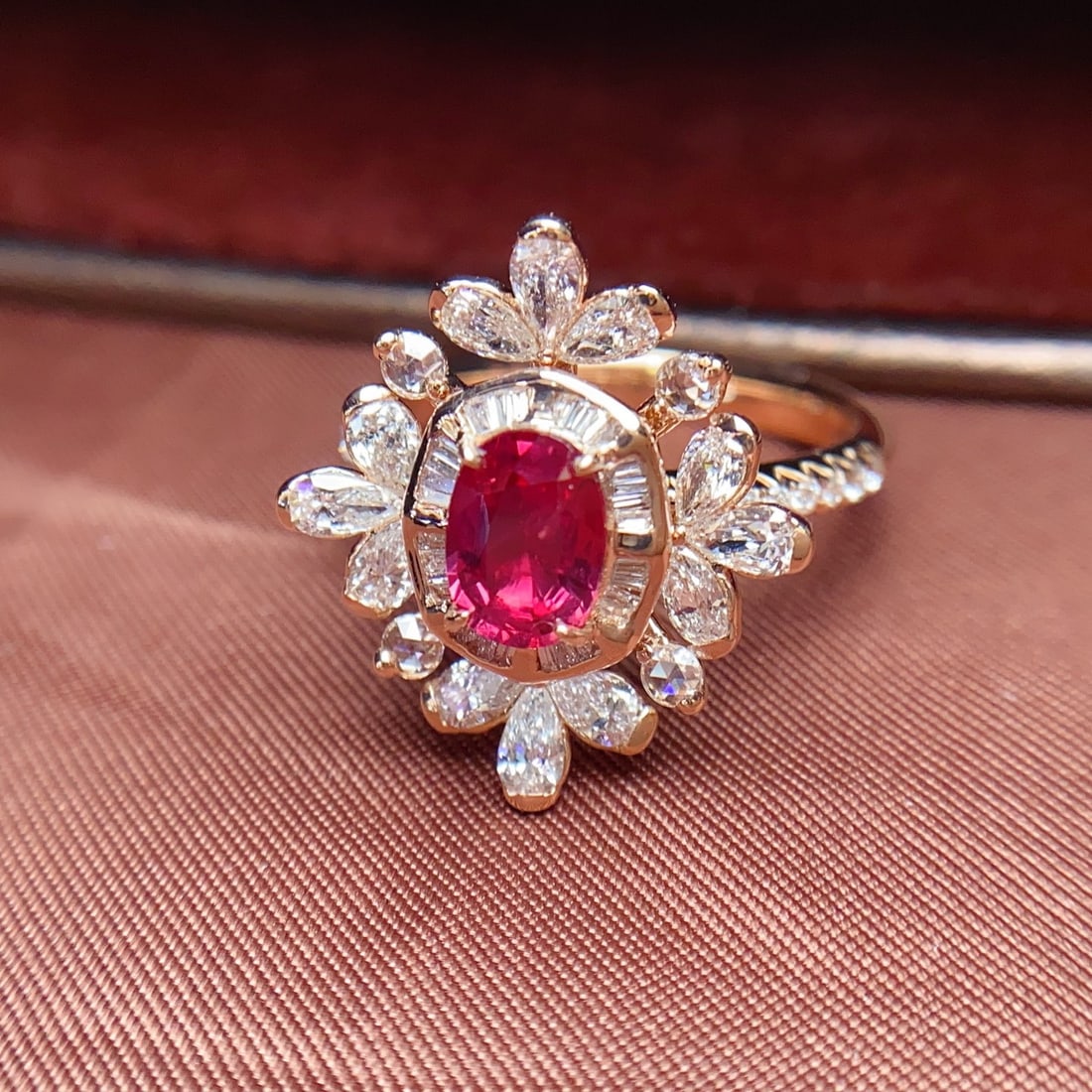 14k Gold 1.20 Ct Natural Ruby & Diamond Ring - 4
