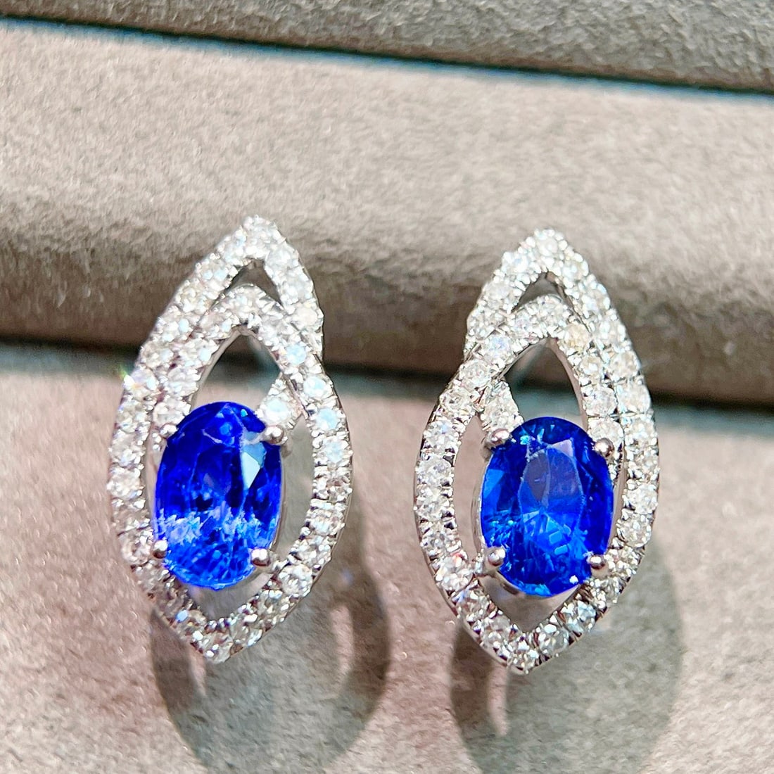 14k Gold 2.08 Ctw Natural Sapphire & Diamond Earrings - 3