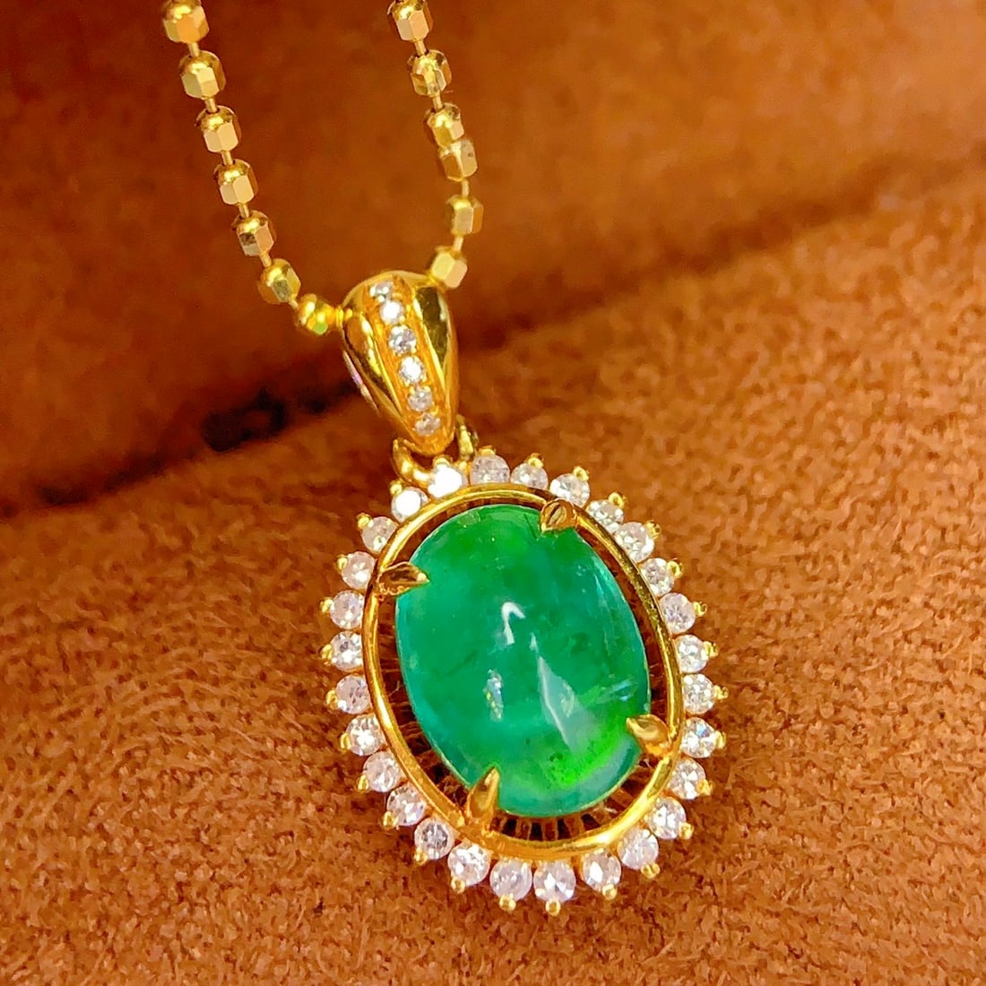 14k Gold 1.5 Ct Vivid Green Natural Emerald & Diamond Pendant( Without Chain ) - 2