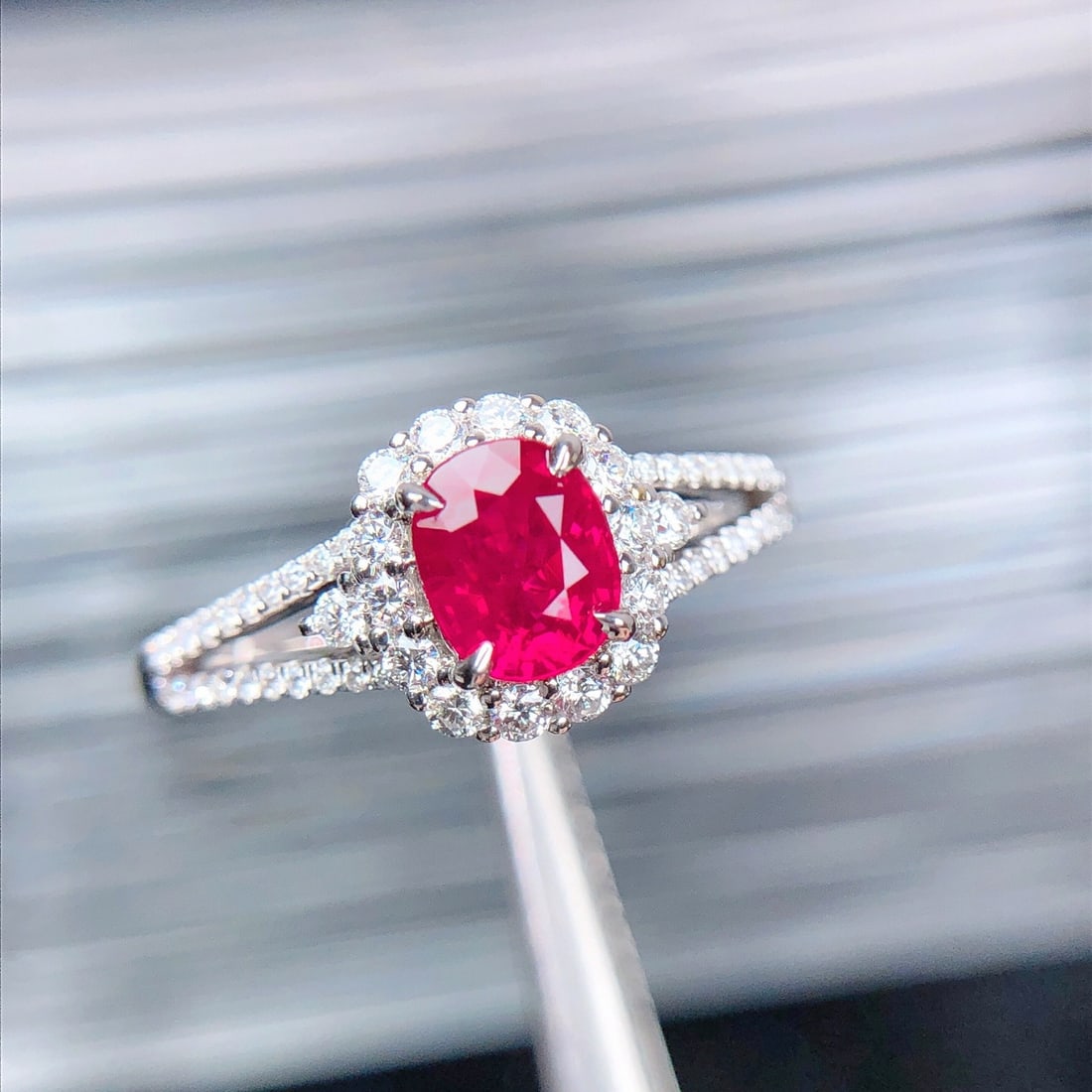 14k Gold 1.32 Ctw Natural Ruby & Diamond Ring - 5