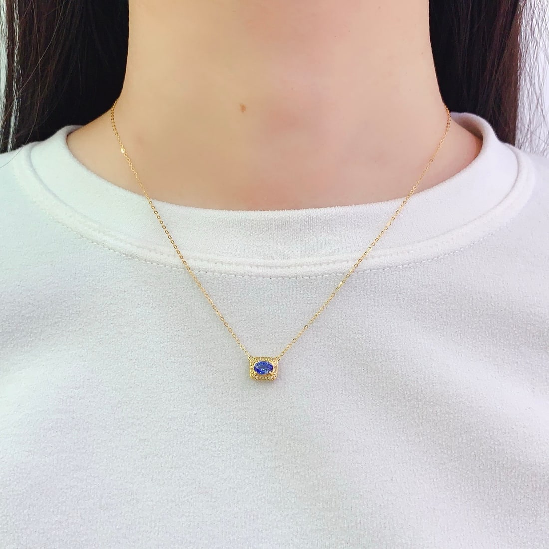 14k Gold 0.8 Ct Natural Sapphire & Diamond Necklace - 5