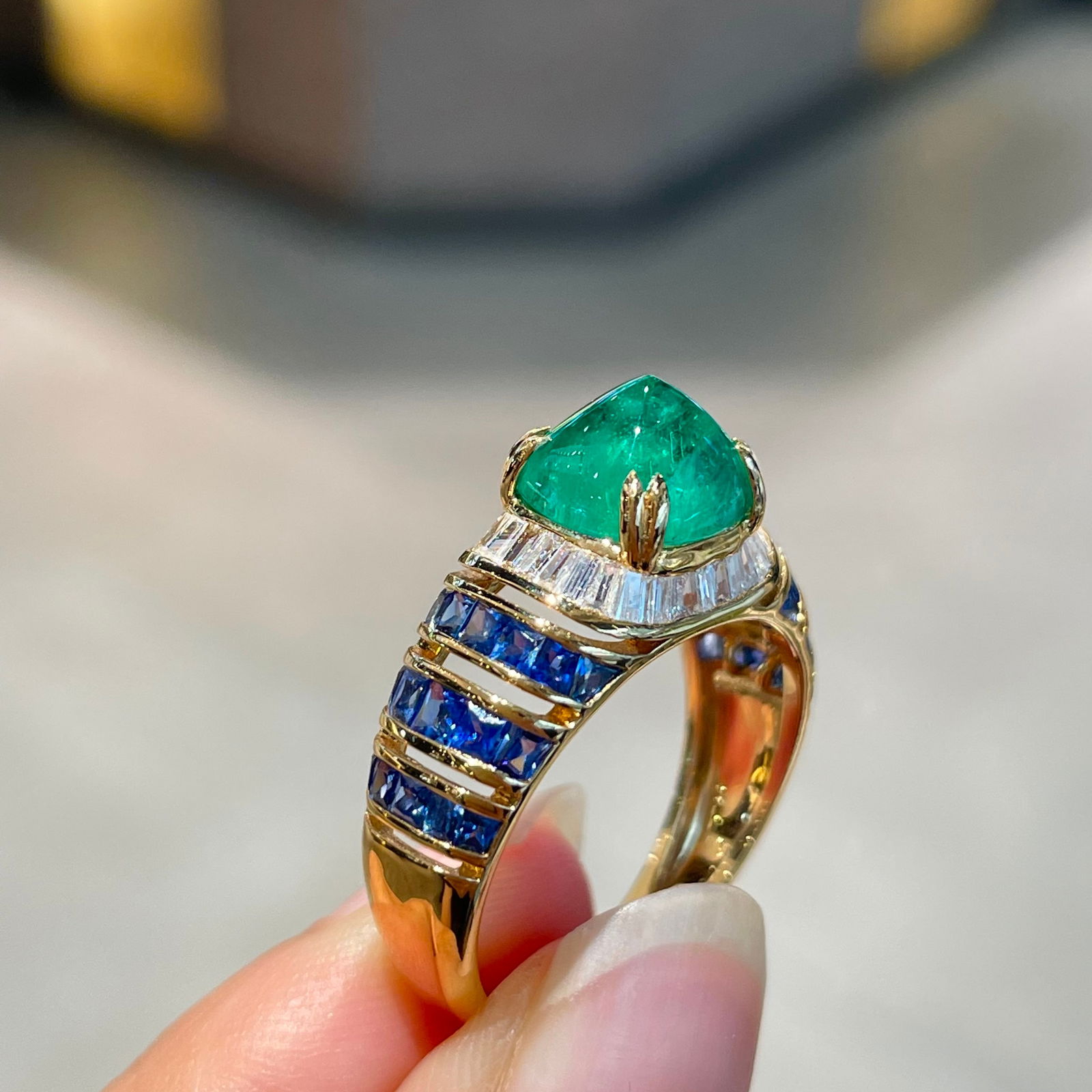 14k Gold 3.17 Ctw Natural Emerald & Sapphire Ring - 7