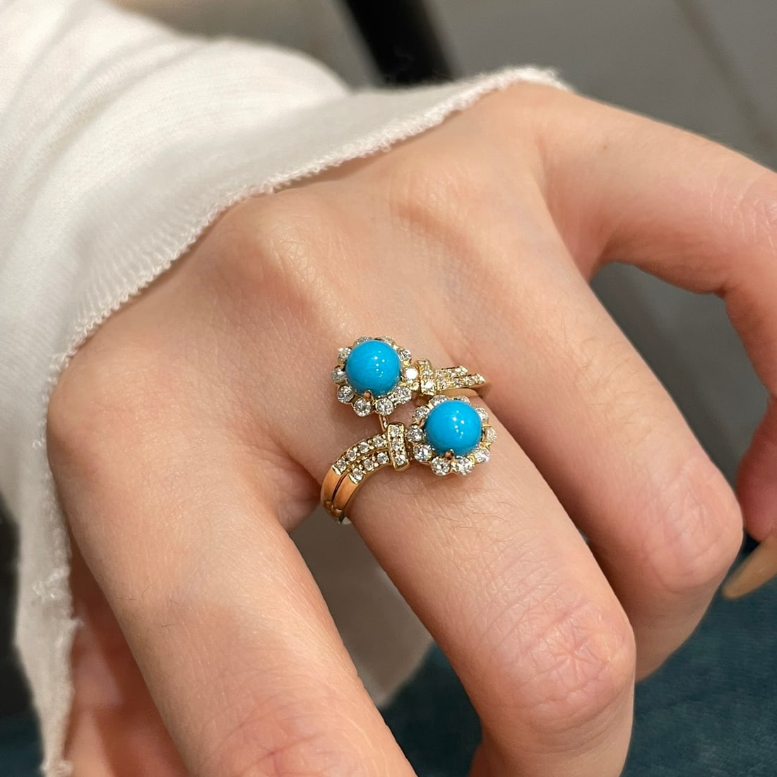 14k Gold 1.2 Ct Natural Blue Turquoise & Diamond Ring - 7