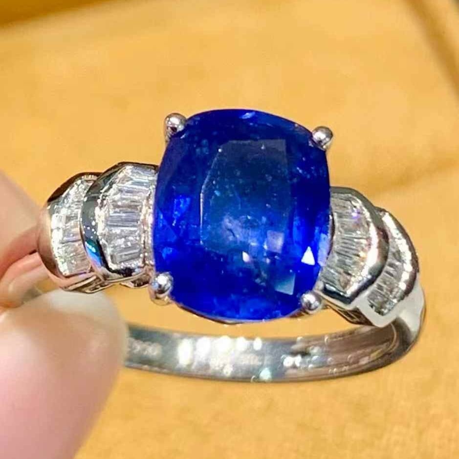 14k Gold 2.8 Ct Natural Sapphire & Diamond Ring - 4