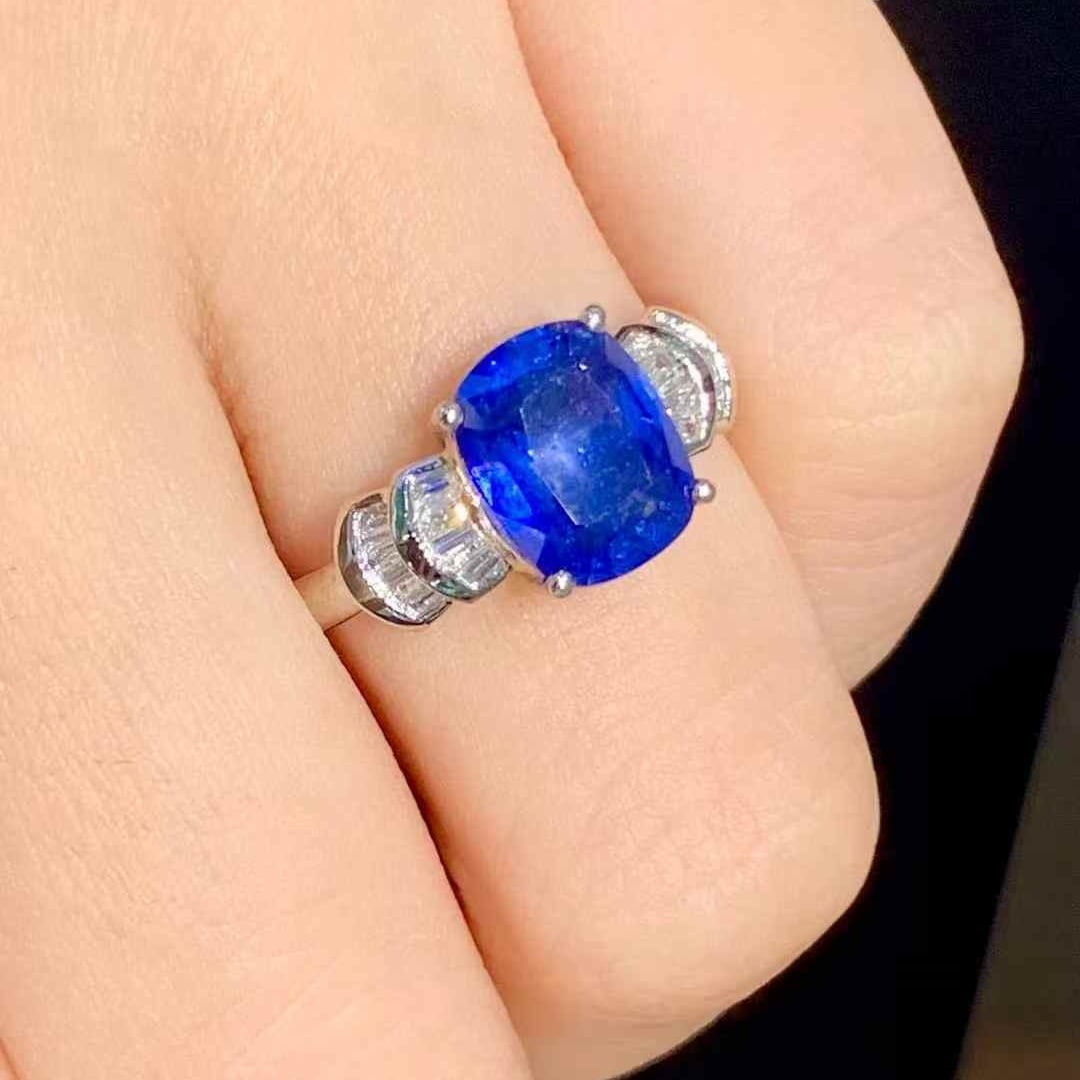 14k Gold 2.8 Ct Natural Sapphire & Diamond Ring - 6