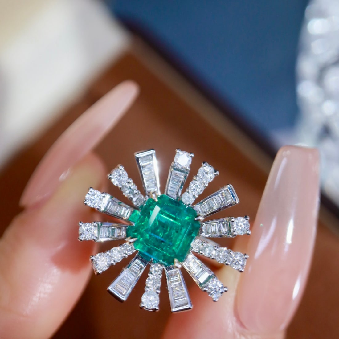 14k Gold 2.63 Ctw Natural Emerald & Diamond Ring - 4