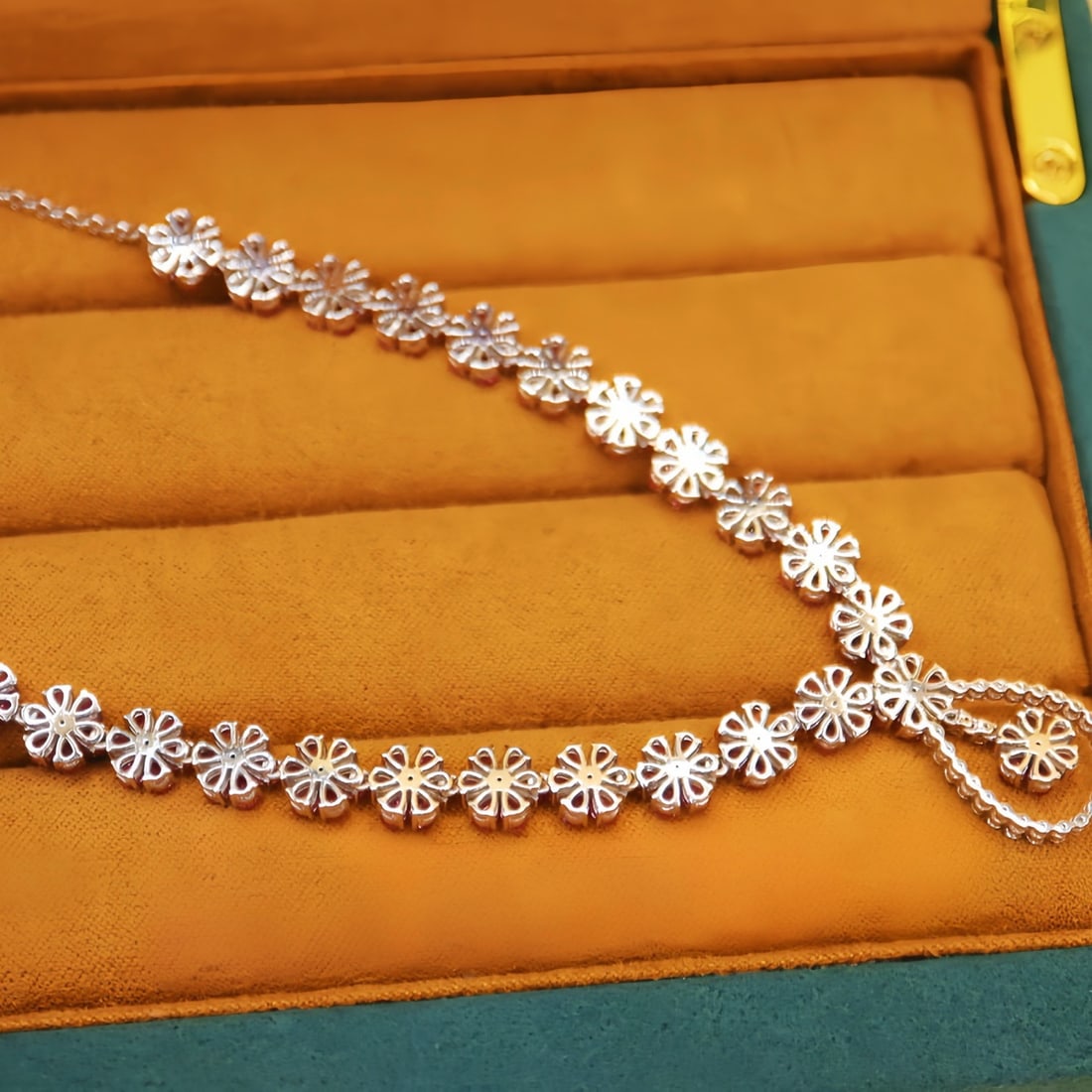 14k Gold 10.89 Ctw Natural Padparadscha Sapphire & Diamond Necklace - 3