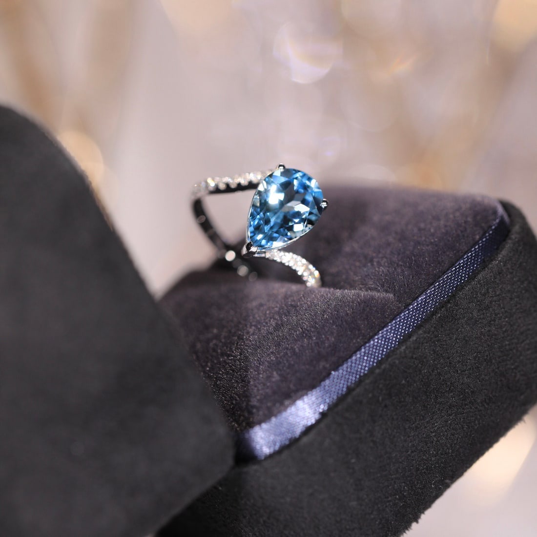 14k Gold 2.17 Ct Natural Aquamarine & Diamond Ring - 5