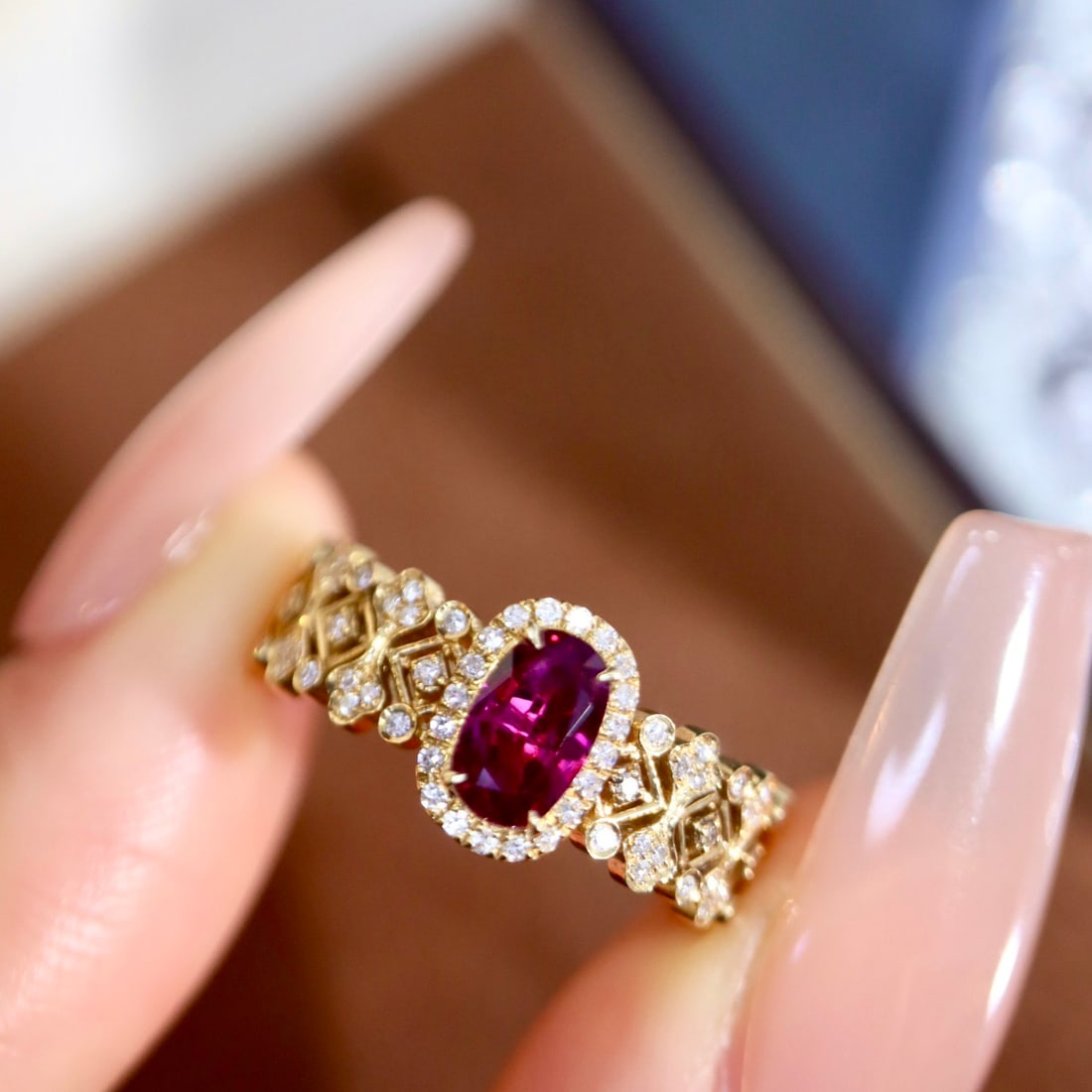 14k Gold 0.95 Ctw Natural Ruby & Diamond Ring - 5