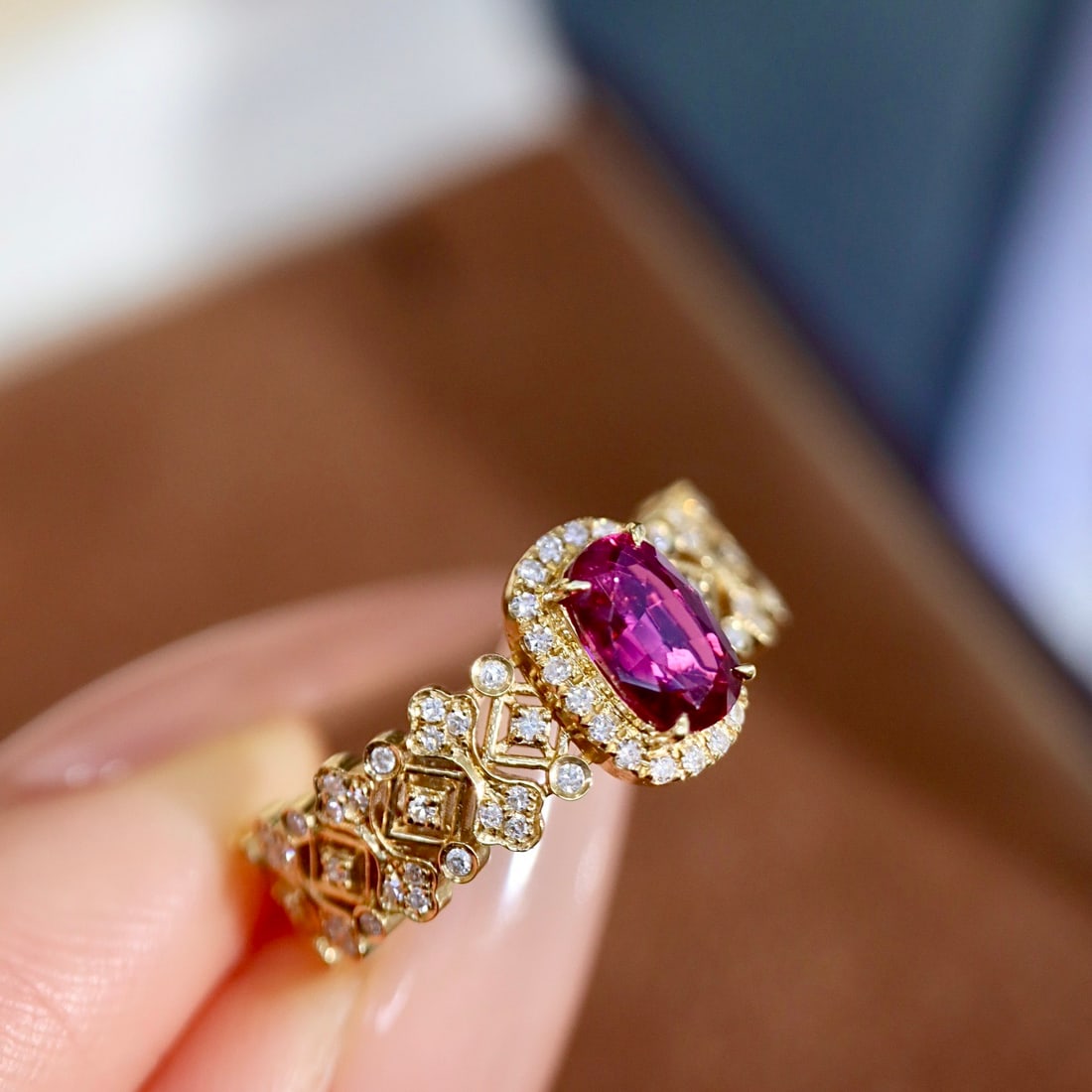 14k Gold 0.95 Ctw Natural Ruby & Diamond Ring - 7