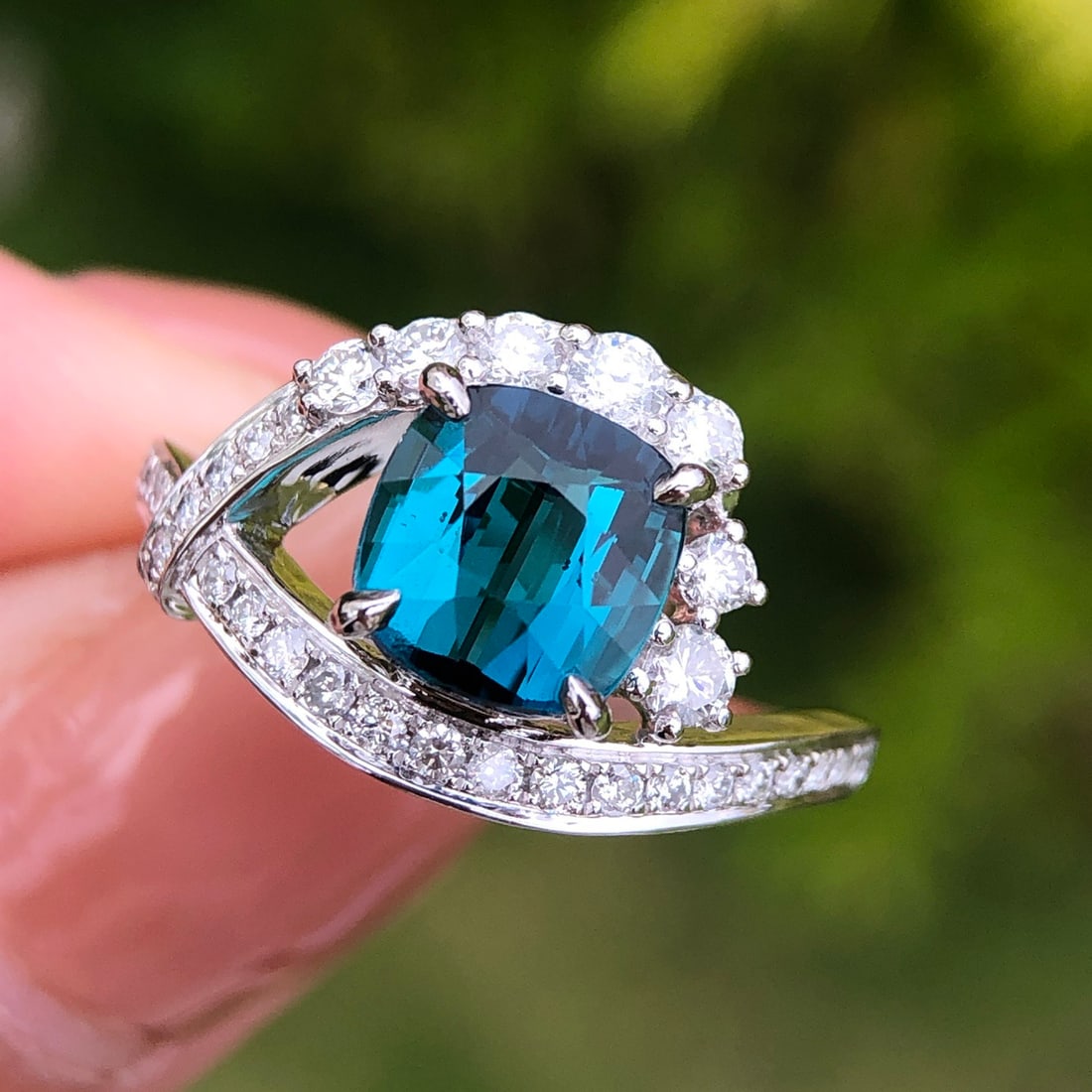 14k Gold 2.1 Ct Natural Tourmaline & Diamond Ring - 2