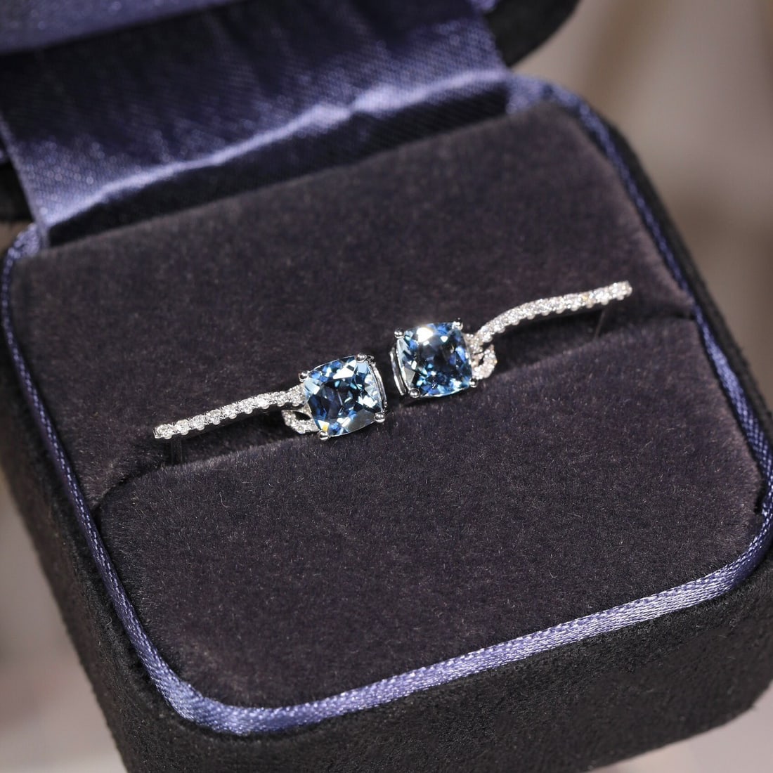 14k Gold 1.00 Ct Natural Aquamarine & Diamond Earrings - 8