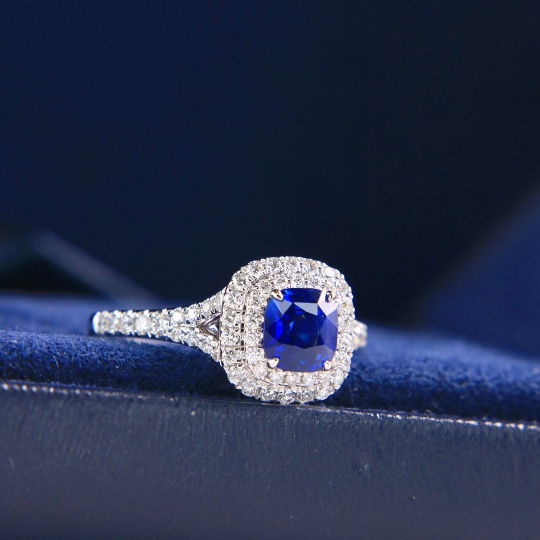 14k Gold 1.55 Ctw Natural Sapphire & Diamond Ring - 5