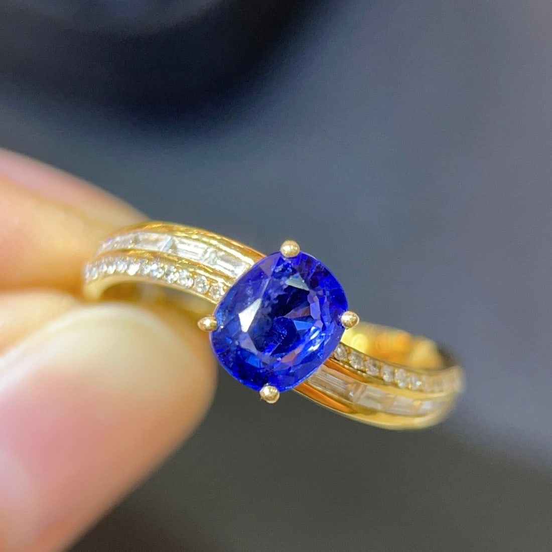 14k Gold 1.33 Ctw Natural Sapphire & Diamond Ring - 3