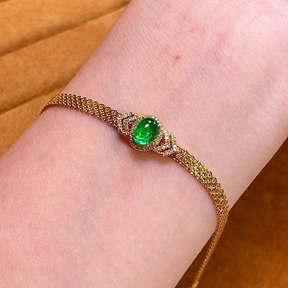 14k Gold 0.9 Ct Vivid Green Natural Emerald & Diamond Bracelet - 4
