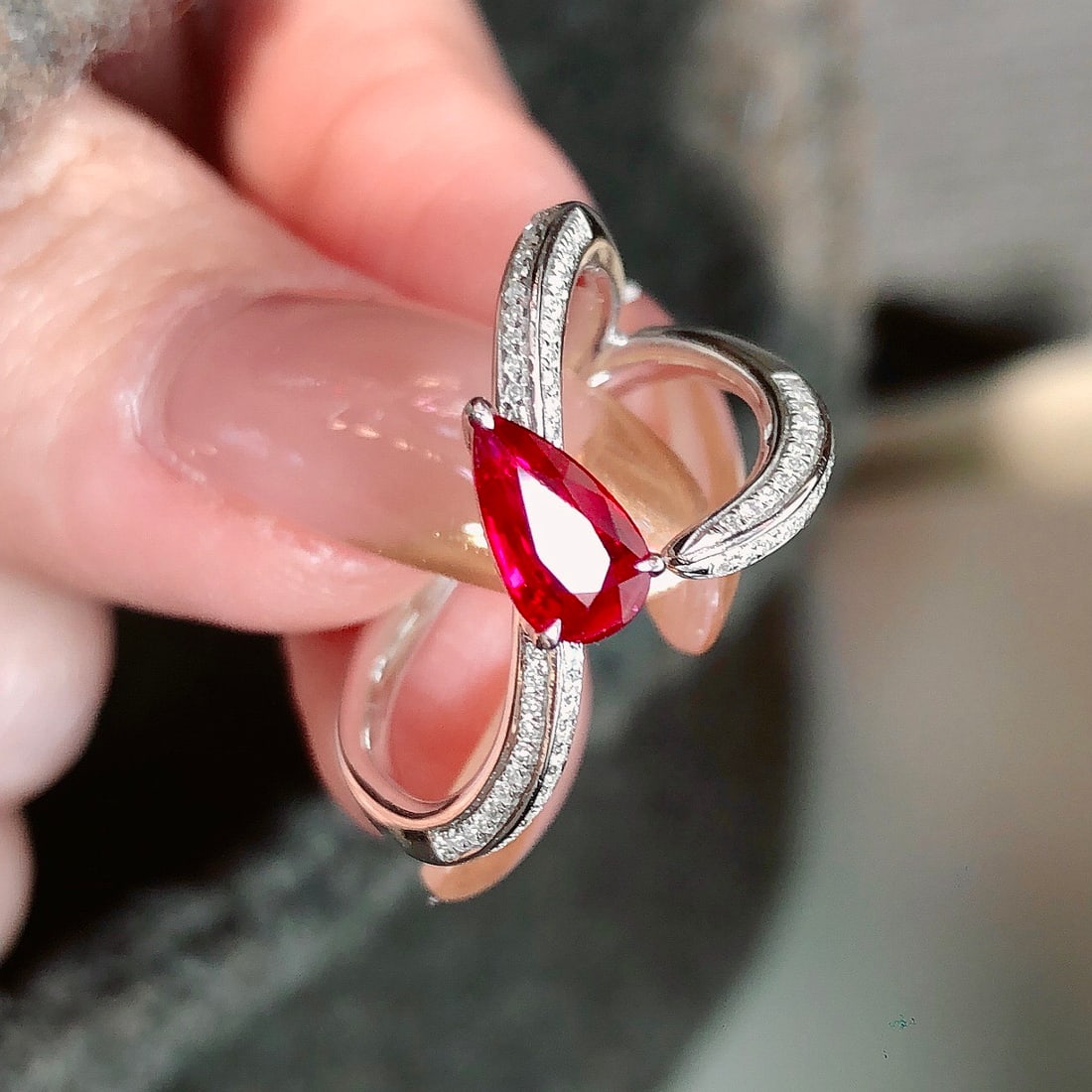 14k Gold 0.76 Ctw Natural Ruby & Diamond Ring - 4