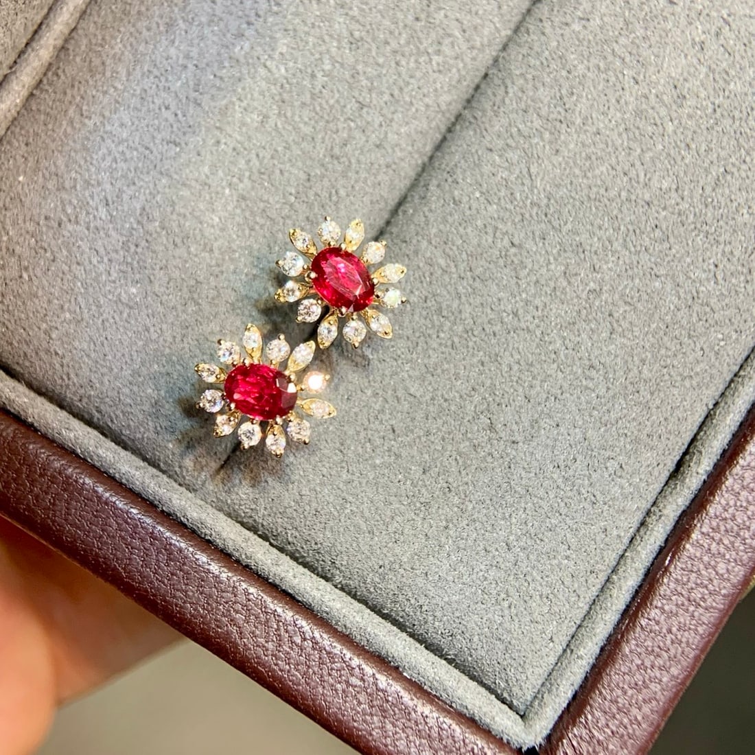 14k Gold 0.93 Ctw Vivid Red Natural Ruby & Diamond Earrings - 2