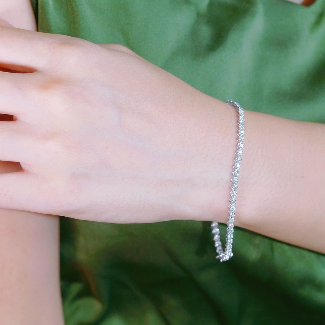 14k Gold 2.00 Ct Natural H Diamond Bracelet - 2