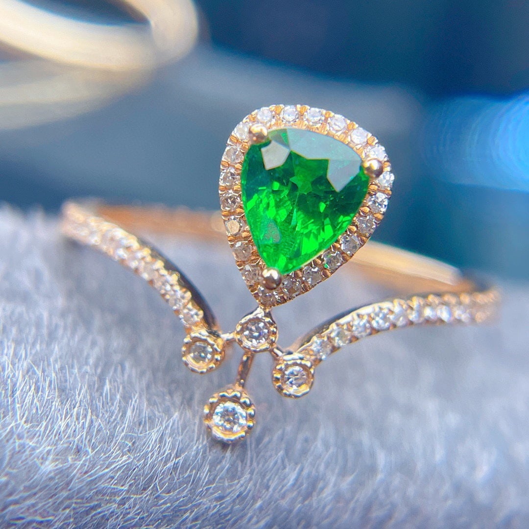 14k Gold 0.8 Ct Vivid Green Natural Tsavorite & Diamond Ring - 3