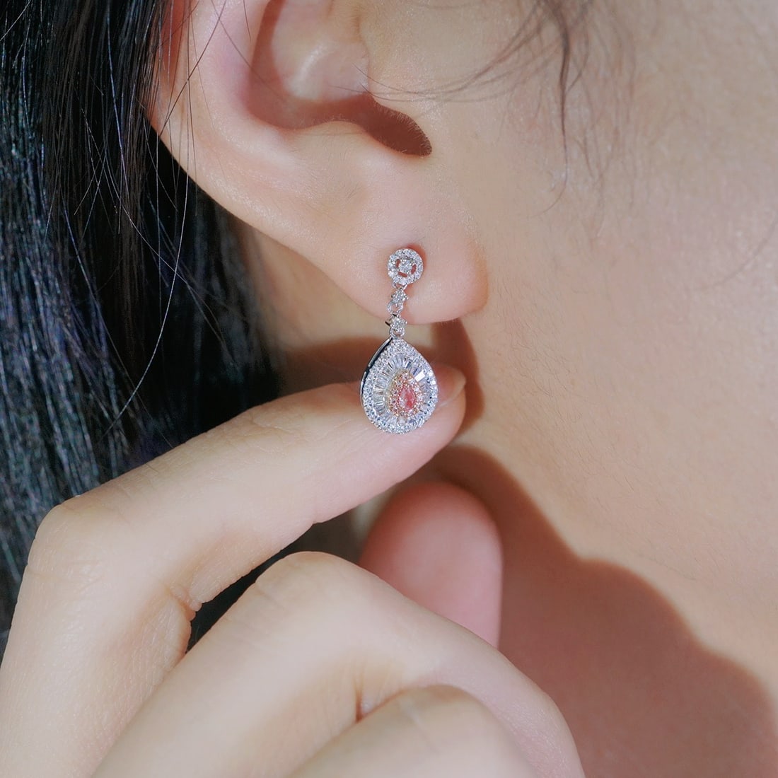 14k Gold 0.6 Ct Natural Color Diamond Earrings - 4