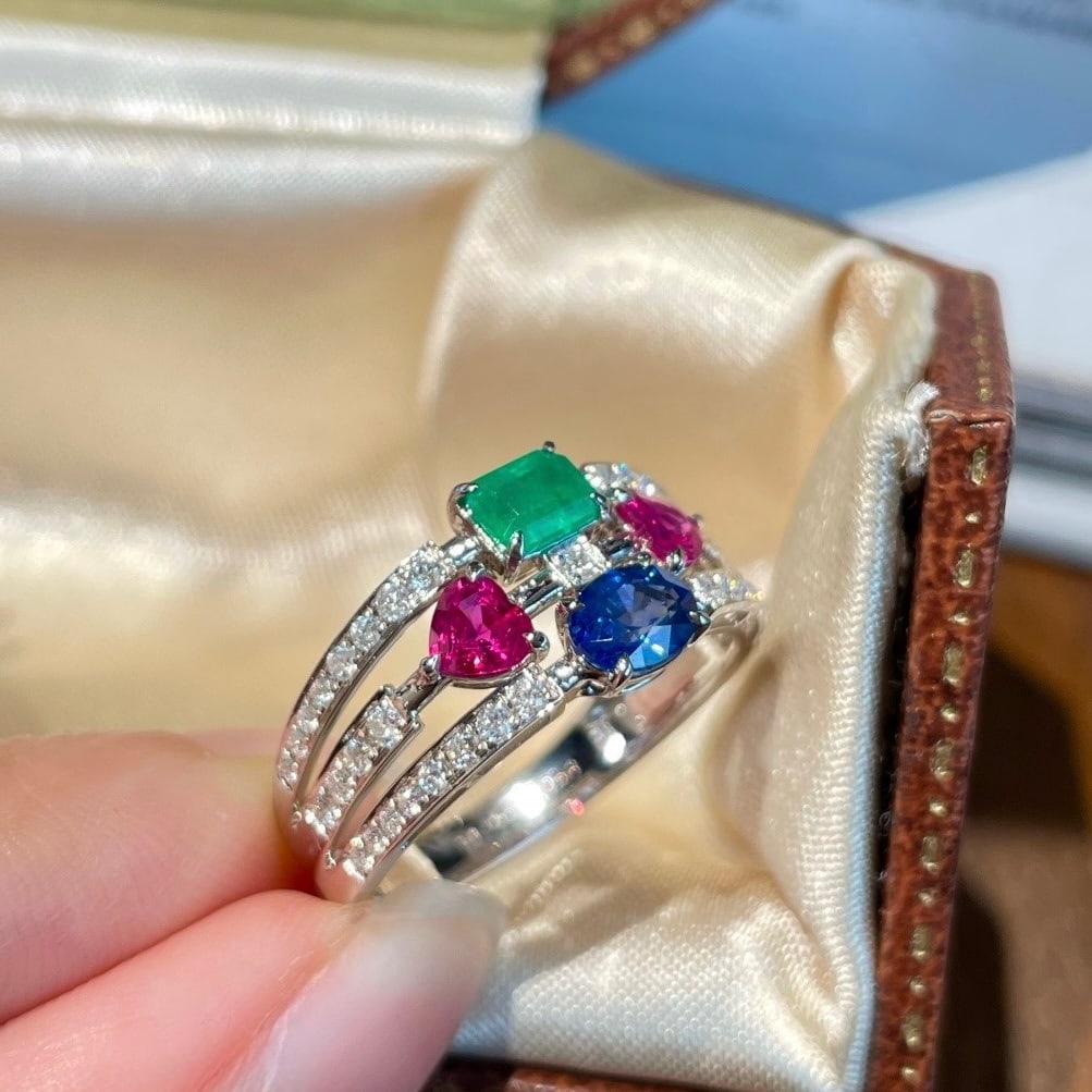 14k Gold 1.0 Ctw Natural Ruby & Emerald Ring - 4