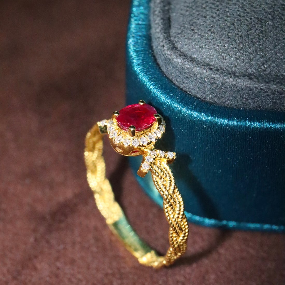 14k Gold 0.55 Ctw Natural Ruby & Diamond Ring - 3