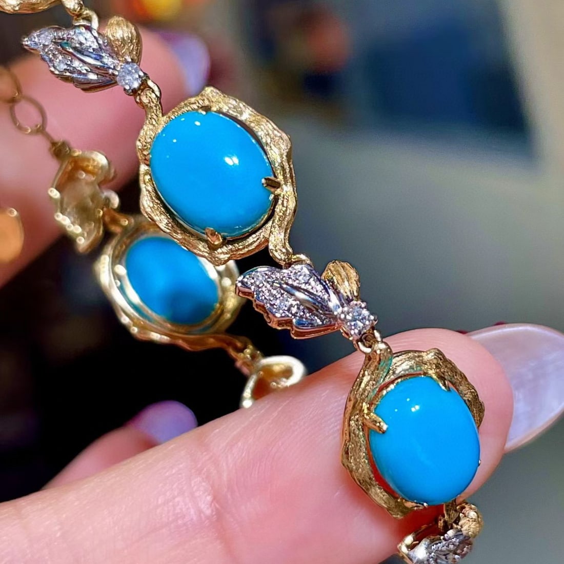 14k Gold 10.64 Ctw Natural Blue Turquoise & Diamond Bracelet - 2