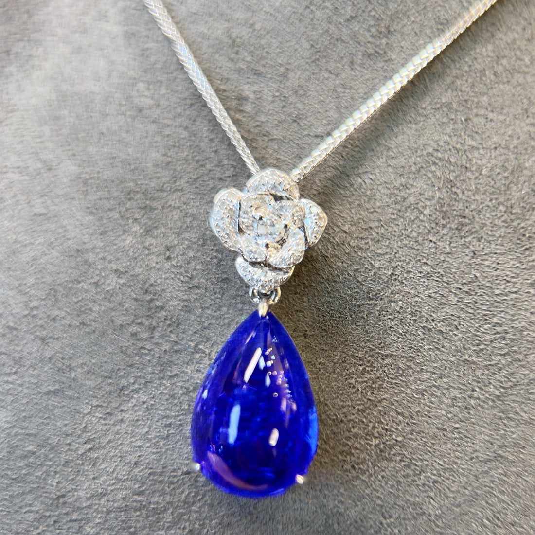 14k Gold 11.61 Ctw Natural Tanzanite & Diamond Pendant( Without Chain ) - 3