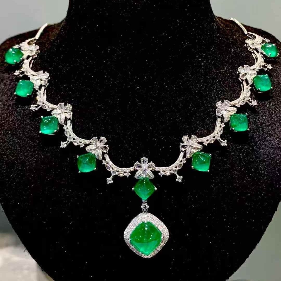 14k Gold 13 Ct Natural Emerald & Diamond Necklace - 4