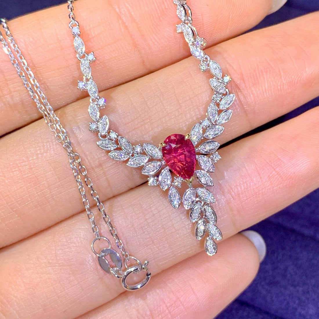 14k Gold 1.40 Ctw Natural Ruby & Diamond Necklace - 6