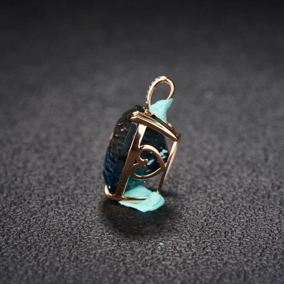 14k Gold 21.82 Ct Natural Topaz & Diamond Pendant( Without Chain ) - 4