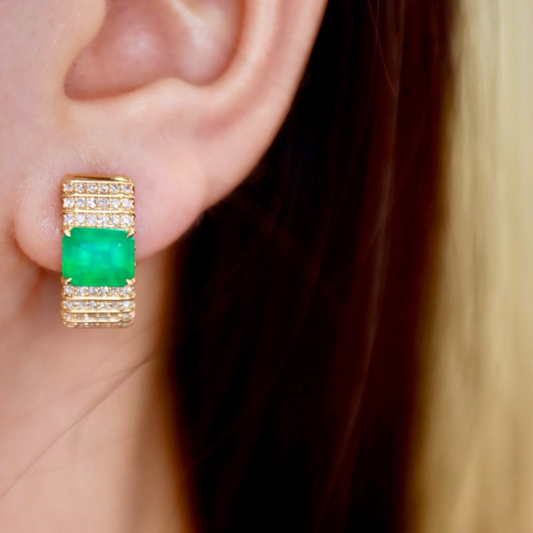 14k Gold 2.93 Ctw Vivid Green Natural Emerald & Diamond Earrings - 6