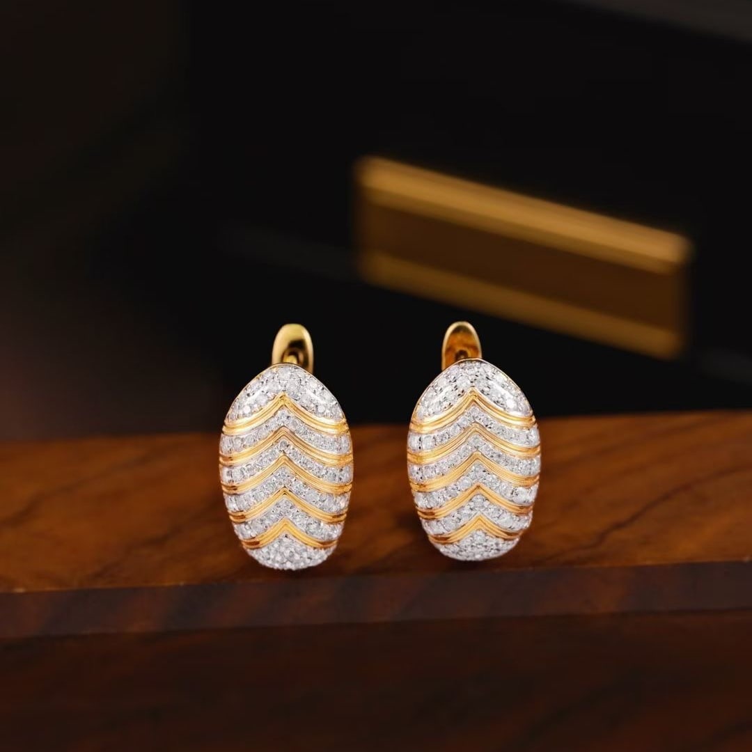 14k Gold 0.76 Ct Natural H Diamond Earrings: Ref:231111120 // gold content:14k gold // main gemstone:diamond // shape:round // carat weight:0. 76ct // clarity grade:vs-si // color:h // treatment:natural // cut grade:g // Condition: NewLow