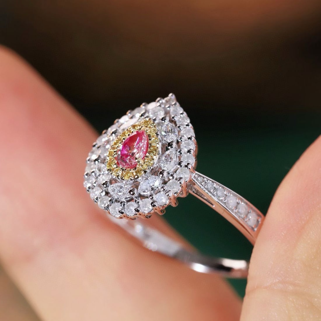 14k Gold 0.78 Ctw Natural Pink Diamond & Diamond Ring - 4