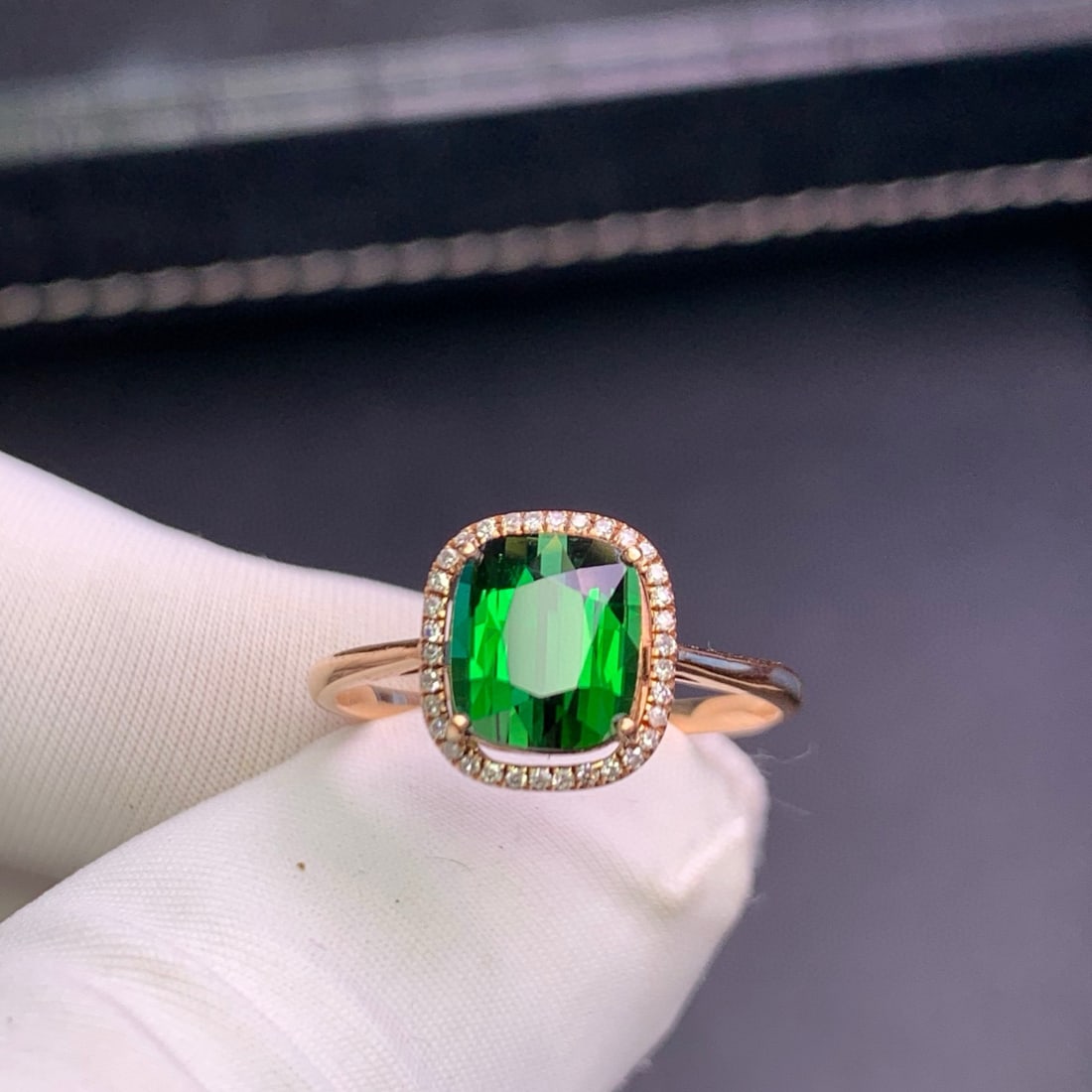 14k Gold 1.9 Ct Natural Tourmaline & Diamond Ring - 9