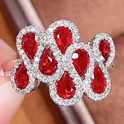 14k Gold 1.8 Ct Vivid Red Natural Ruby & Diamond Ring: Ref:231111146 // gold content:14k gold // ring size:7. 25us // // main gemstone:ruby // shape:pear // carat weight:1. 8ct // color:vivid red // treatment:natural // // adjacent gemstone 2 :