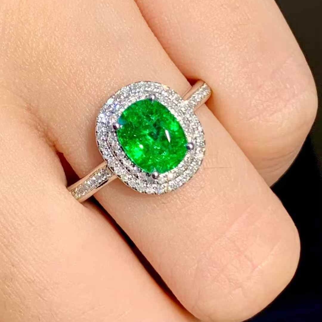 14k Gold 1.55 Ct Vivid Green Natural Tsavorite & Diamond Ring - 2