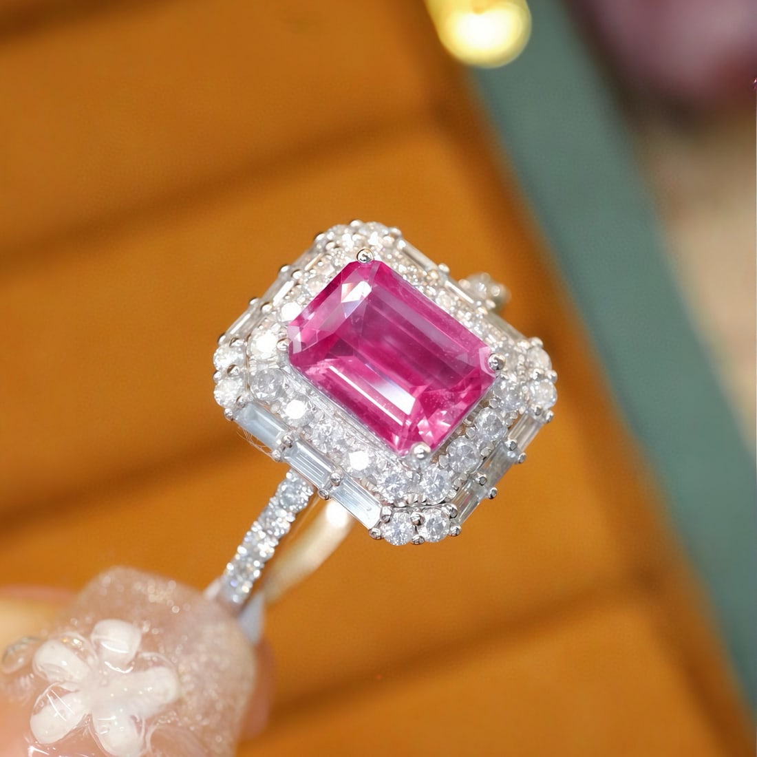 14k Gold 1.98 Ctw Natural Padparadscha Sapphire & Diamond Ring - 3