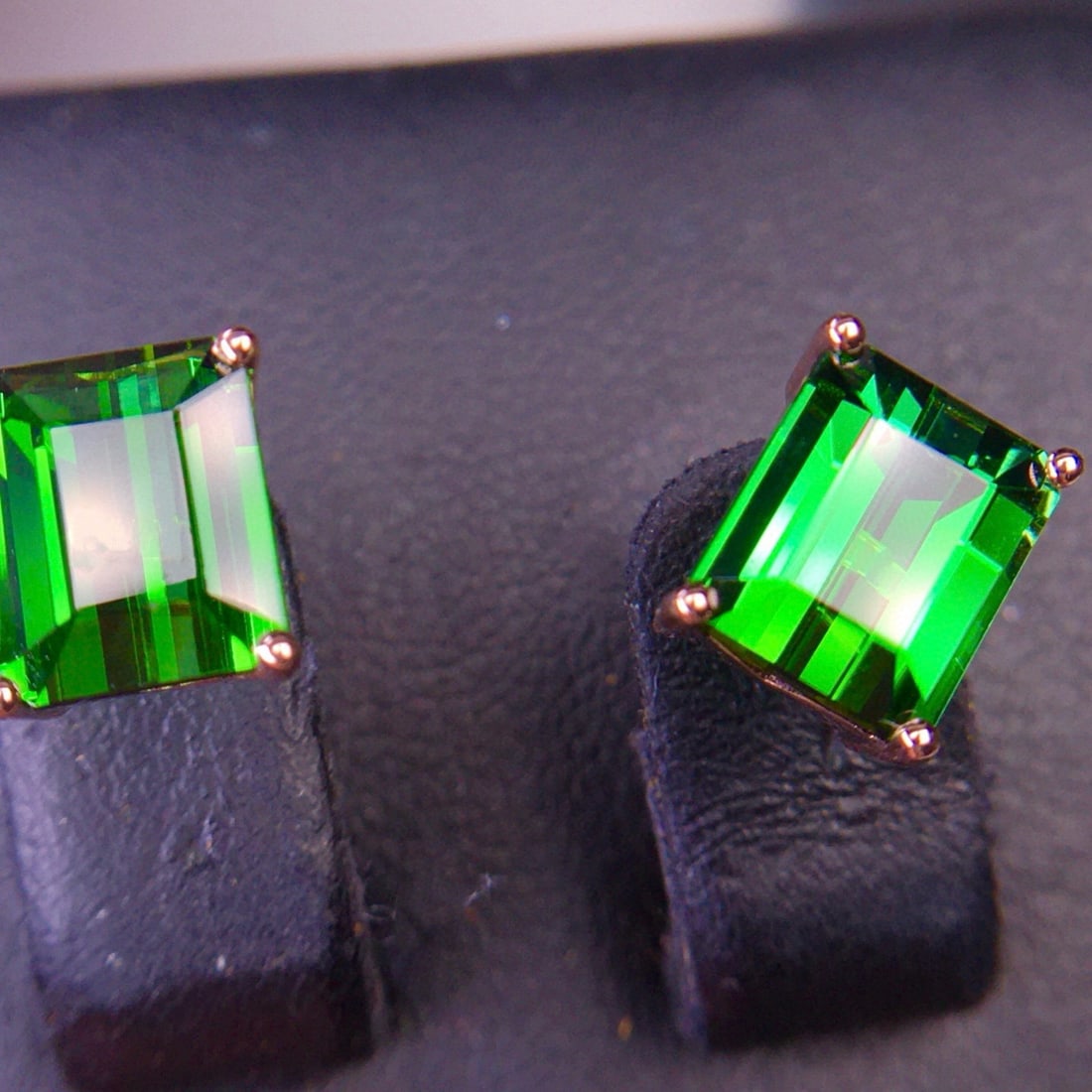 14k Gold 4.15 Ct Natural Tourmaline Earrings: Ref:231111230 // gold content:14k gold // main gemstone:tourmaline // shape:octagonal // carat weight:4. 15ct // color:green // treatment:natural // Low Estimate: 2600Condition: NewHigh Estimate: