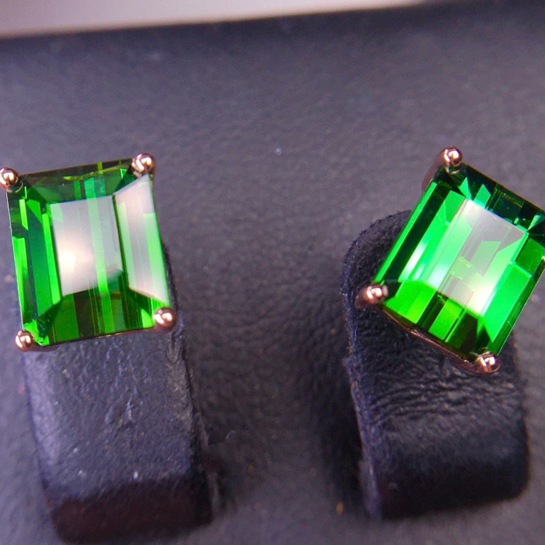 14k Gold 4.15 Ct Natural Tourmaline Earrings - 2