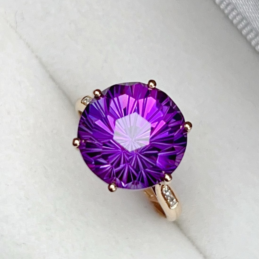 14k Gold 6.43 Ct Natural Amethyst & Diamond Ring - 3