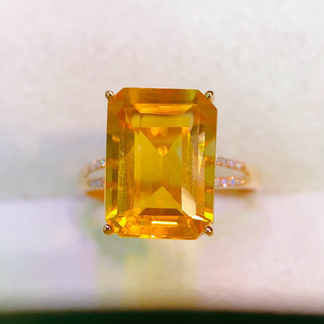 14k Gold 6.26 Ctw Natural Citrine & Diamond Ring - 3